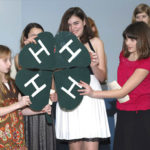 4H girls Clover